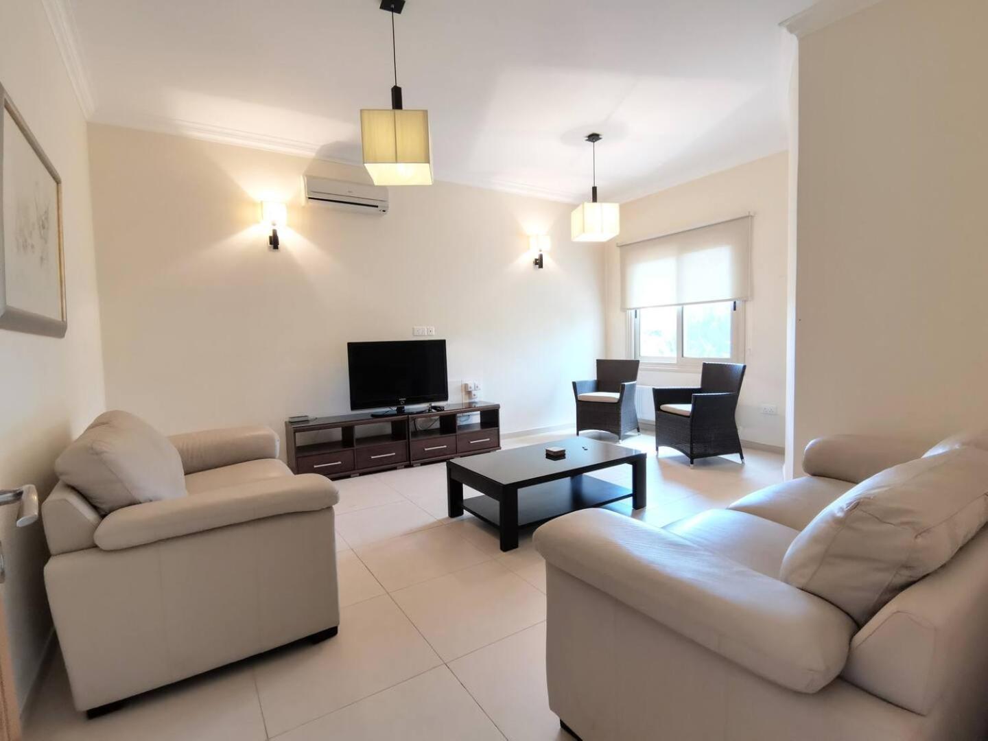 Orchard Blossom Private Villa With Pool Phrenaros 외부 사진